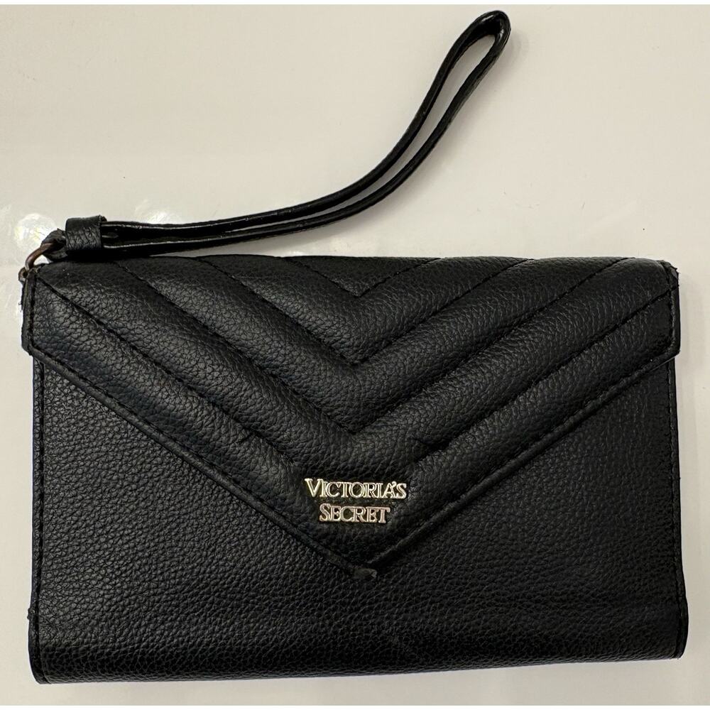 Victoria's Secret V-Quilt Envelope Wallet Wrist Strap Black Faux Leather